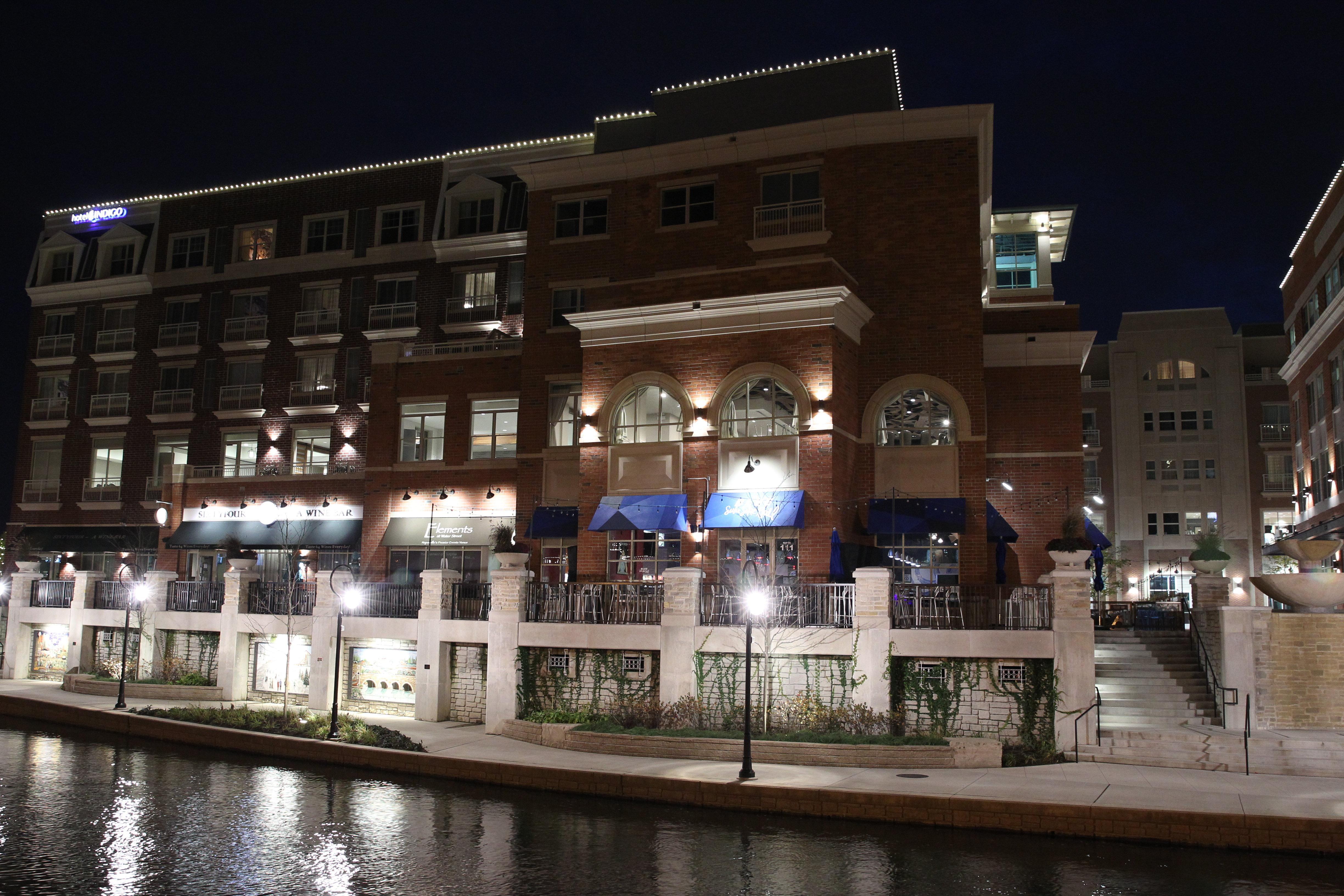 Hotel Indigo Naperville Riverwalk By Ihg Bagian luar foto
