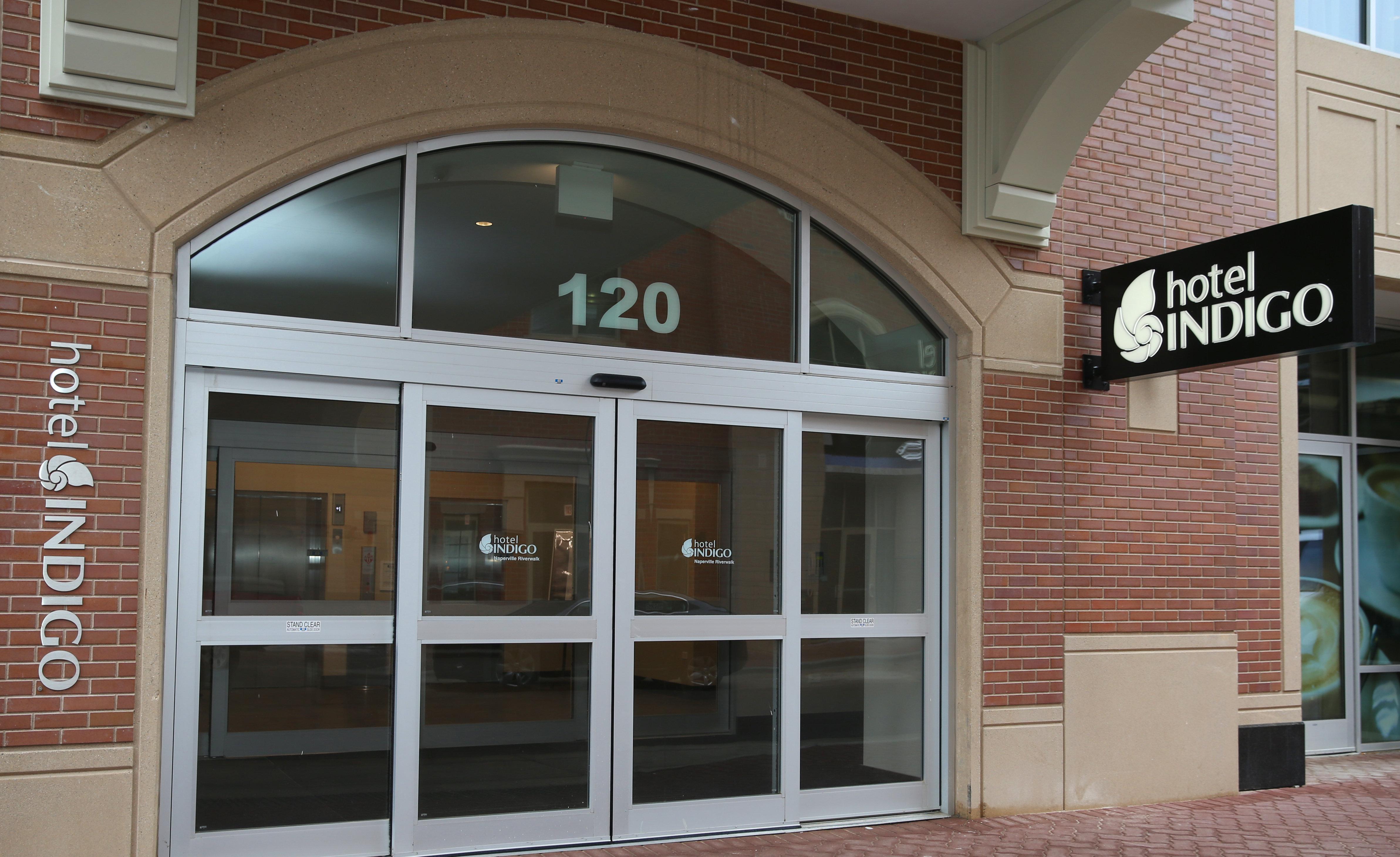 Hotel Indigo Naperville Riverwalk By Ihg Bagian luar foto