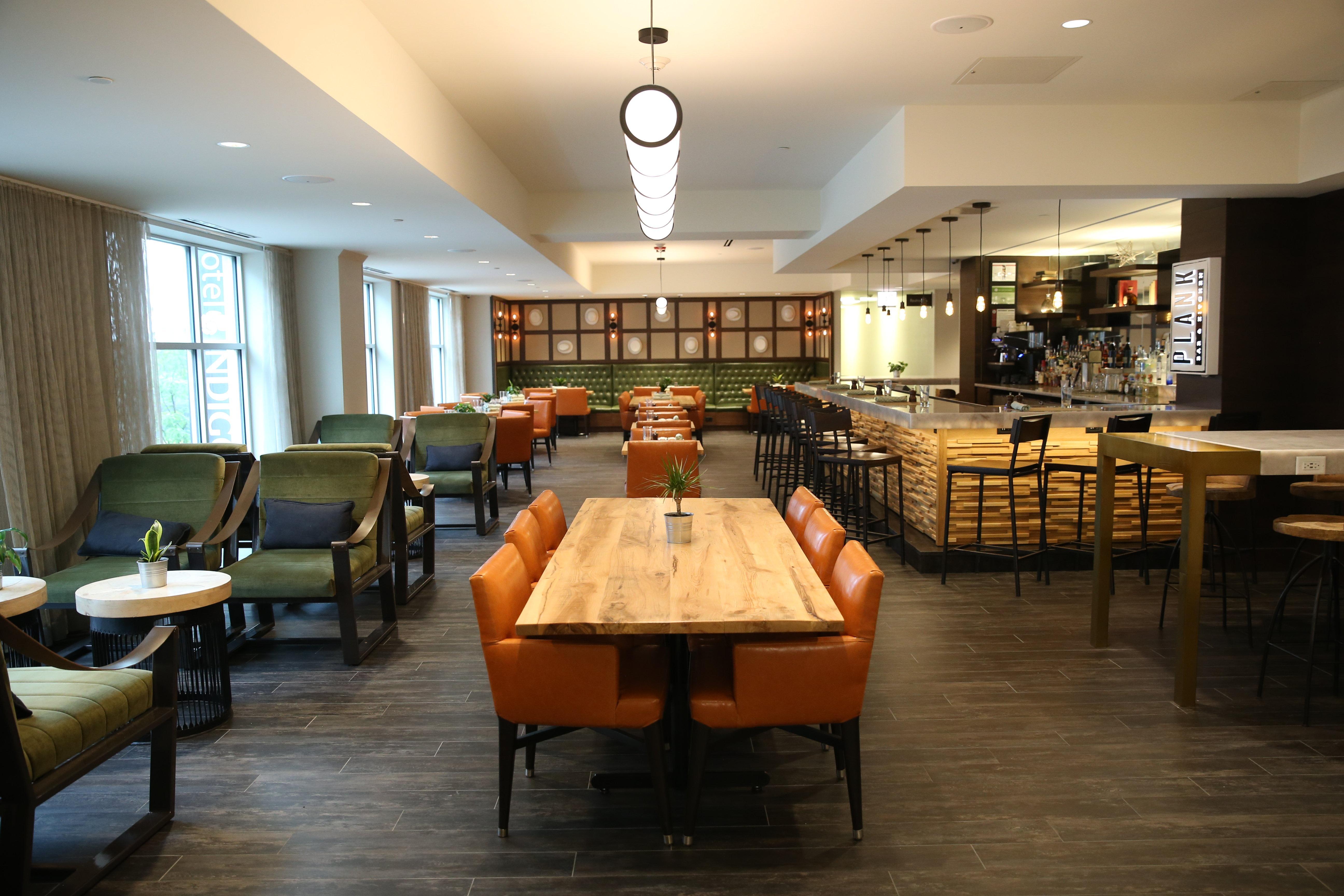 Hotel Indigo Naperville Riverwalk By Ihg Bagian luar foto