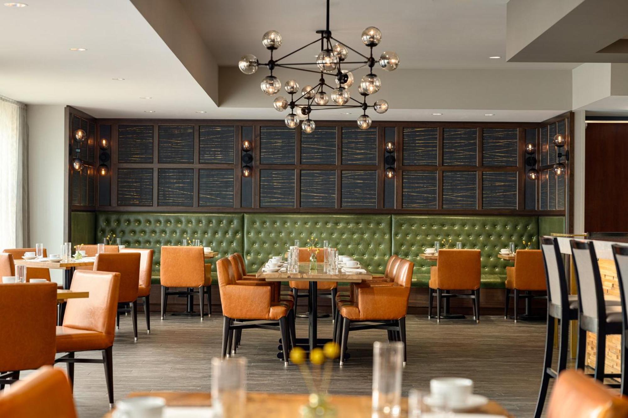Hotel Indigo Naperville Riverwalk By Ihg Bagian luar foto