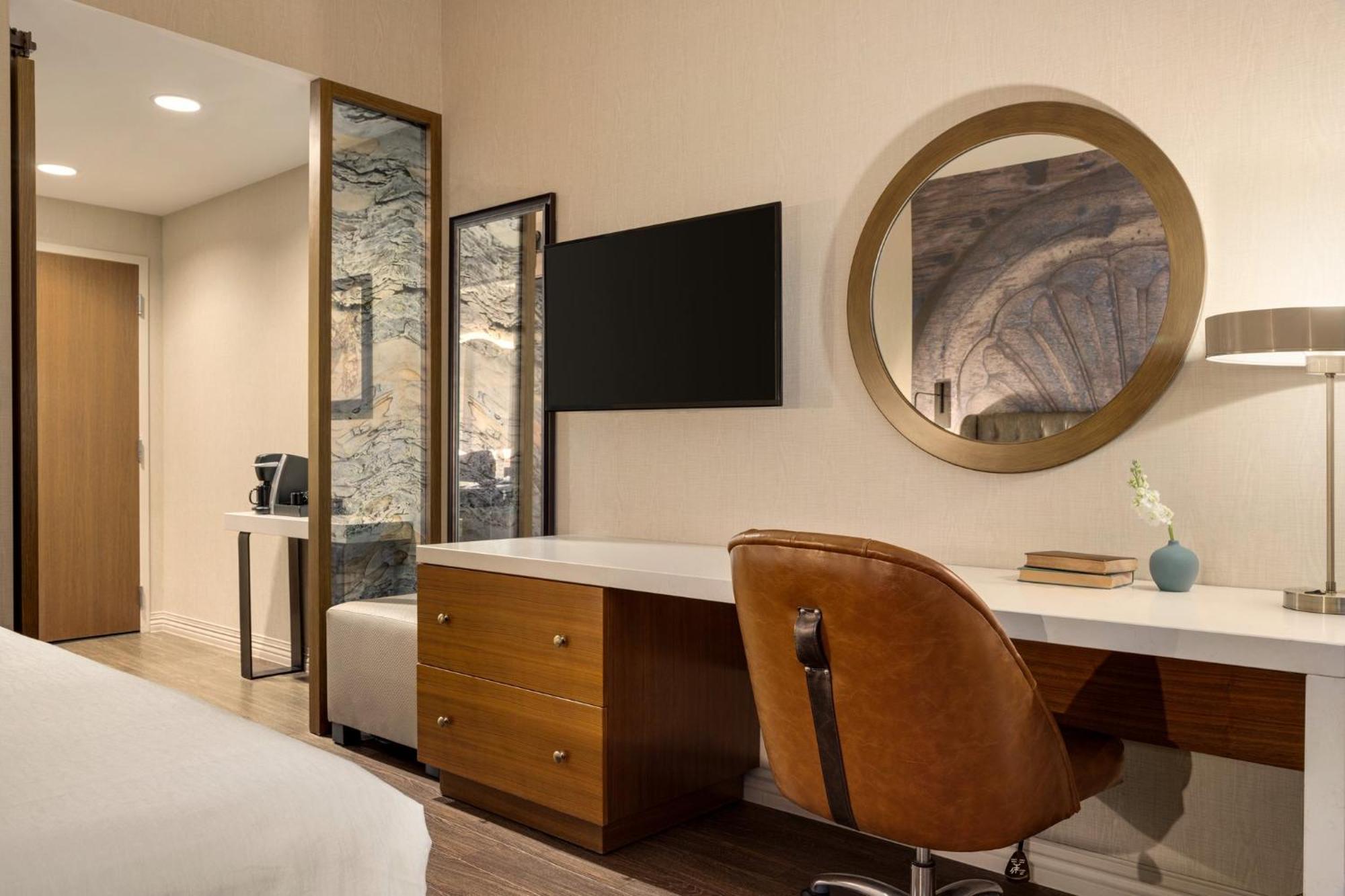 Hotel Indigo Naperville Riverwalk By Ihg Bagian luar foto