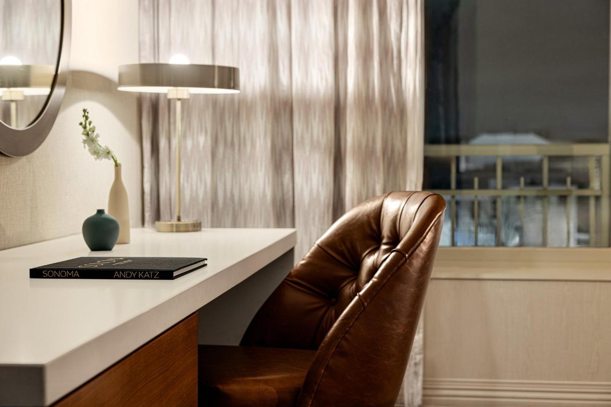 Hotel Indigo Naperville Riverwalk By Ihg Bagian luar foto