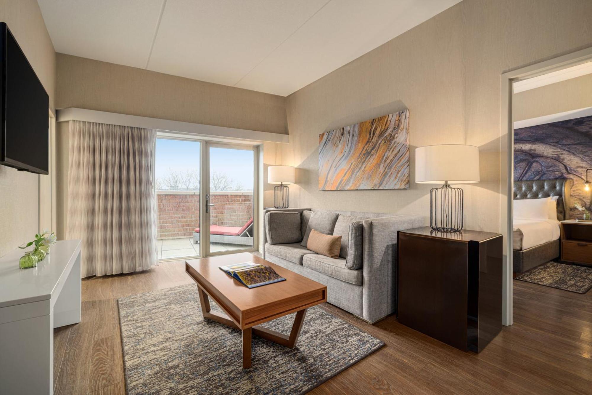 Hotel Indigo Naperville Riverwalk By Ihg Bagian luar foto