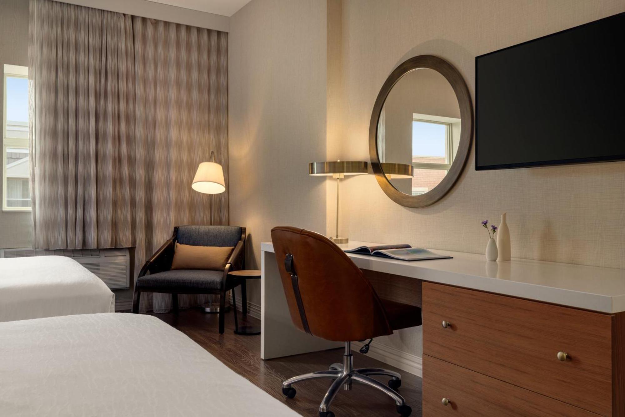 Hotel Indigo Naperville Riverwalk By Ihg Bagian luar foto
